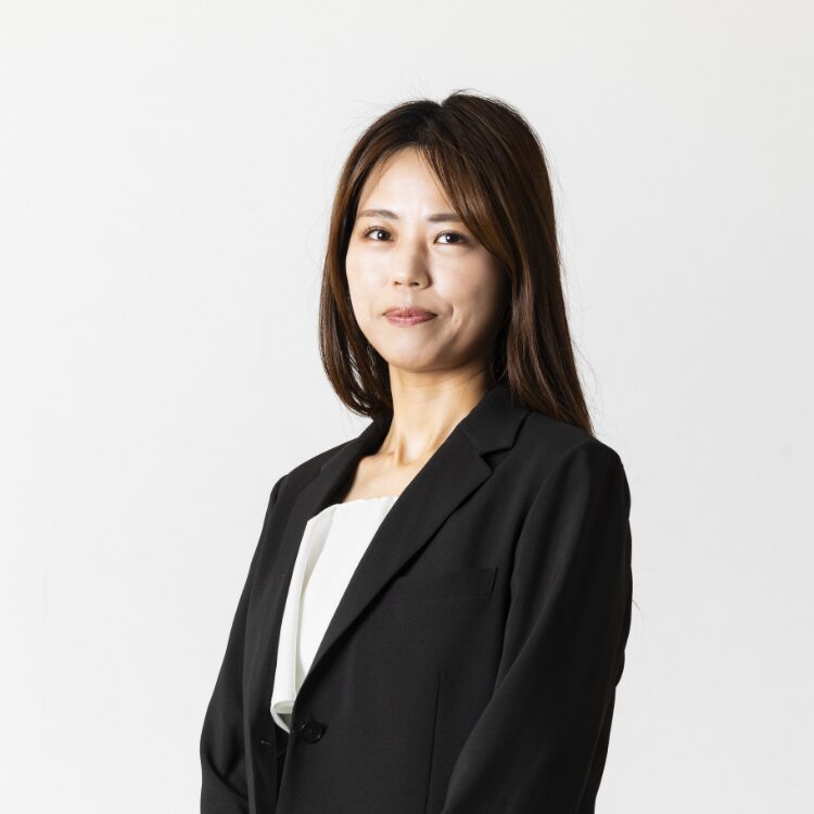 中村 友美